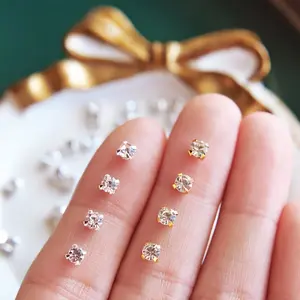 50pcs Small Sewing Glass Rhinestones, Sparkling Rhinestone, Glitter Rhinestones, Silver Color, Perfect for Doll Making Crafts, 3mm & 4mm Sizes