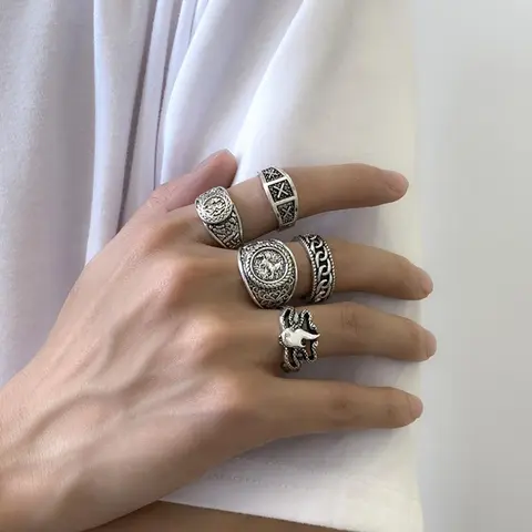 5pcs/Set Men's Fashion Trendy Alloy Stacking Rings, Street Style Retro Cool Design Totem Geometric Pattern Men's Ring Stackable Rings