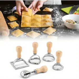 5 Pcs Cookie Mold Baking Hob Mold Dessert Making Mold Dumpling Stamp Pasta Cutter with Wooden Handle Suitable for Making Dumplings Pasta Kitchen Baking Tools Aluminium Cheese Bakeware Round