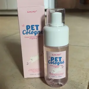 Dog & Cat Cologne|     Long-Lasting Classic Powdery Scent|     Fur-Conditioning, Non-Sticky Odor Control Formula|     Travel-Friendly, 3.38 fl.oz