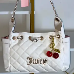 JUICY COUTURE HANDBAG