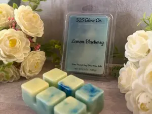 Lemon Blueberry wax melts (2.7oz) Strong scented, long lasting.