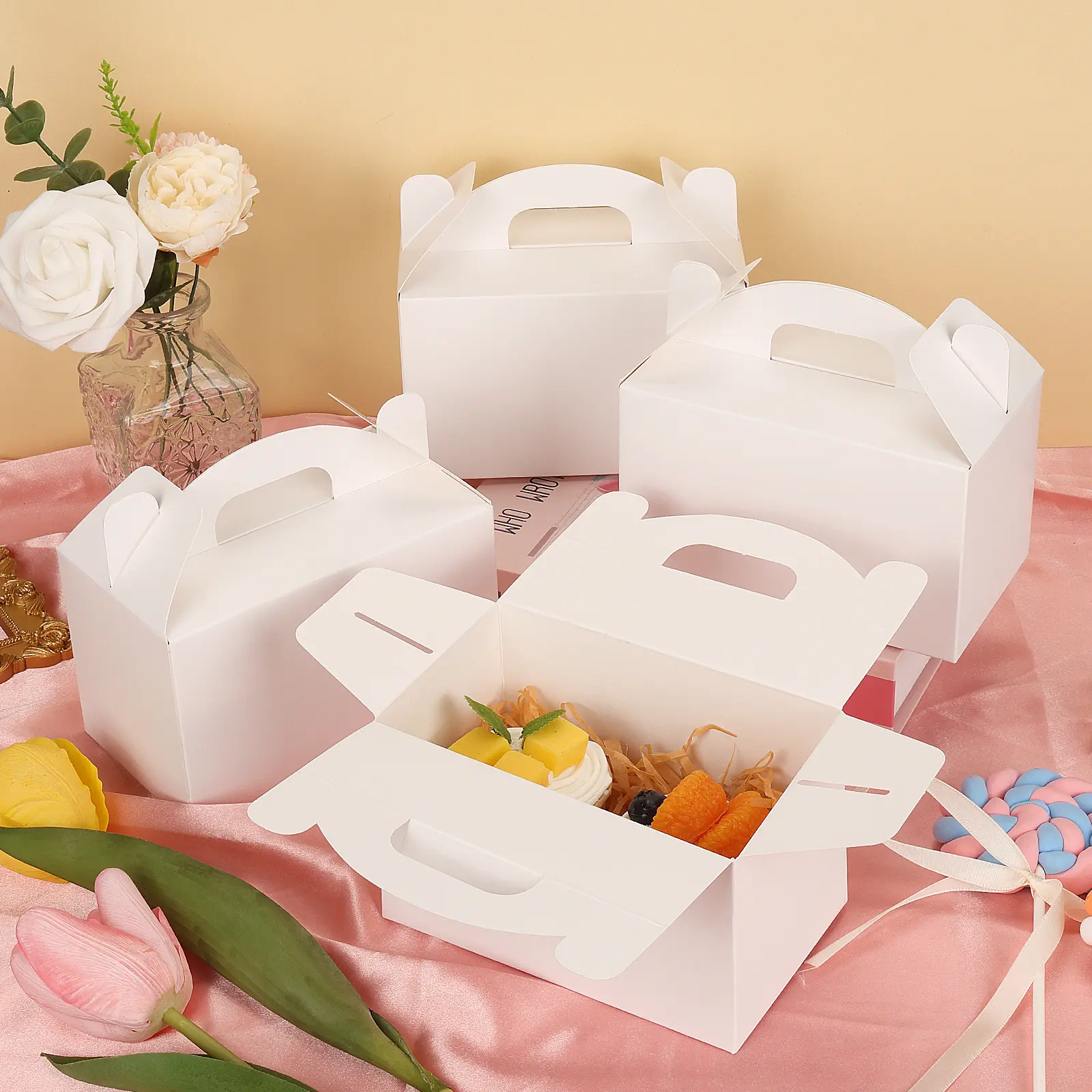 Fixwal 48 Pack Party Favor Boxes Treat Boxes, White Gable Gift Boxes for Party Favors Goodies Cookies Treats Candies Meals Lunch, 6x3.5x3.5 Inch