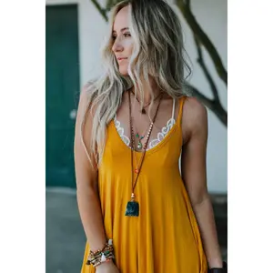 Three Bird Nest - Giselle Stone and Shell Boho Necklace - Turquoise: Turquoise