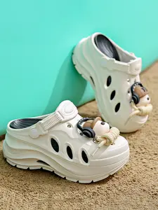 2026 Women's Platform Clogs, Simple and Cute EVA Closed Toe, Two-tone Slip-on, Soft Sole, Comfortable, Cartoon Decoration, All Seasons, Non-slip, Suitable for Work, Daily Life, Home, Outdoor Commuting, Walking Shoes.