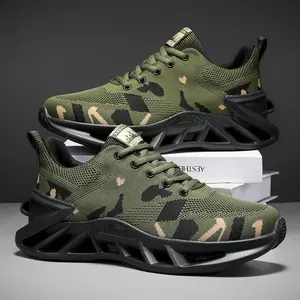 Women's lightweight breathable mesh running shoes - shock-absorbing blade sneakers, with thick EVA soles, all-season comfort, camouflage and heart-shaped embellishment, perfect casual gift for couples, comfortable protection