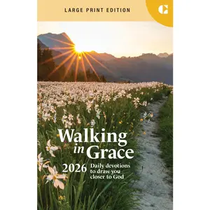 USED-Walking in Grace 2026 Large Print: Daily Devotions to Draw You Closer to God by Guideposts (Paperback)