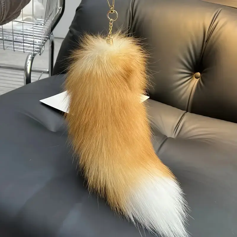 HOLDNEAR Fluffy Fox Tail Keychain - Soft Tassel Charm, Animals Keychain Decor, Fashion Accessory for Cosplay, Cute Role Play Toy, Bag Charm Stylish Gift for Friends, Cute Soft Keychains, Fuzzy Keychain
