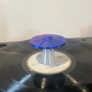 UFO Turntable Accessory – Retro Sci-Fi Decor for Vinyl Record Players