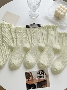 5 Pairs Mixed Color Jk Crew Socks for Women, Lightweight Breathable Floral Trim Design, Casual Style for Spring & Summer