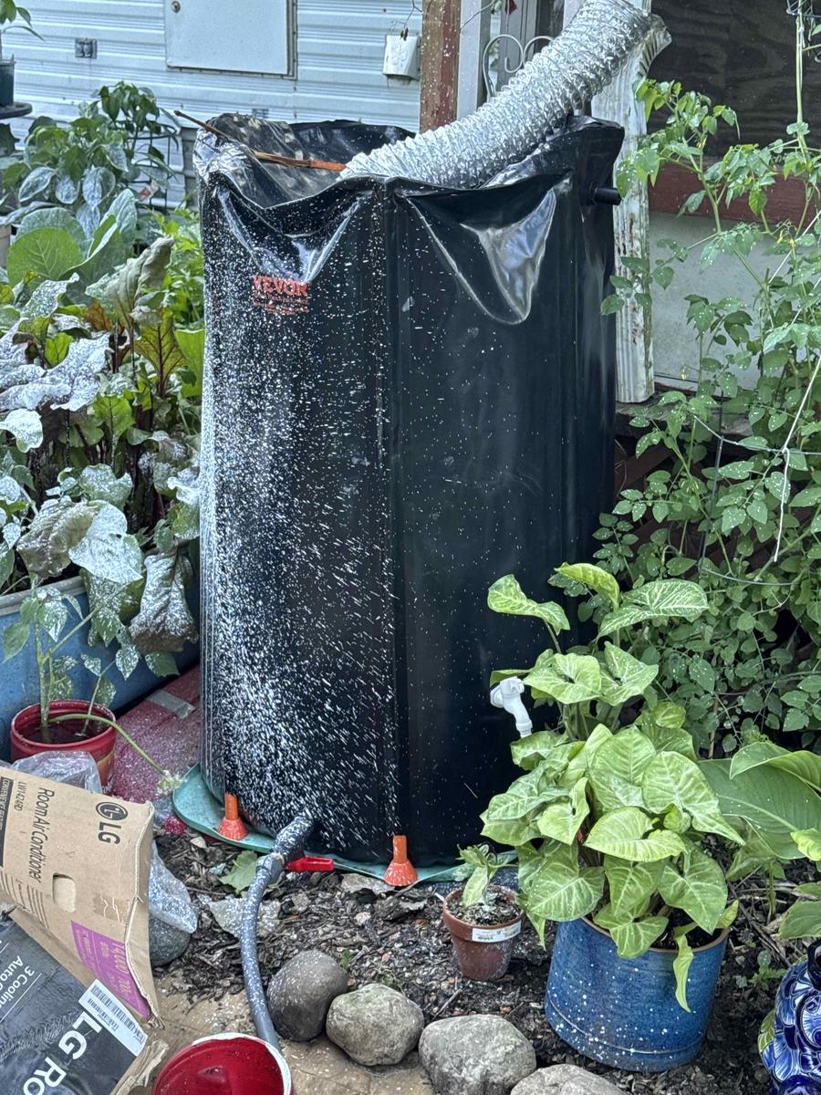 Item: Upgrated Visible Water Level - 100 GAL