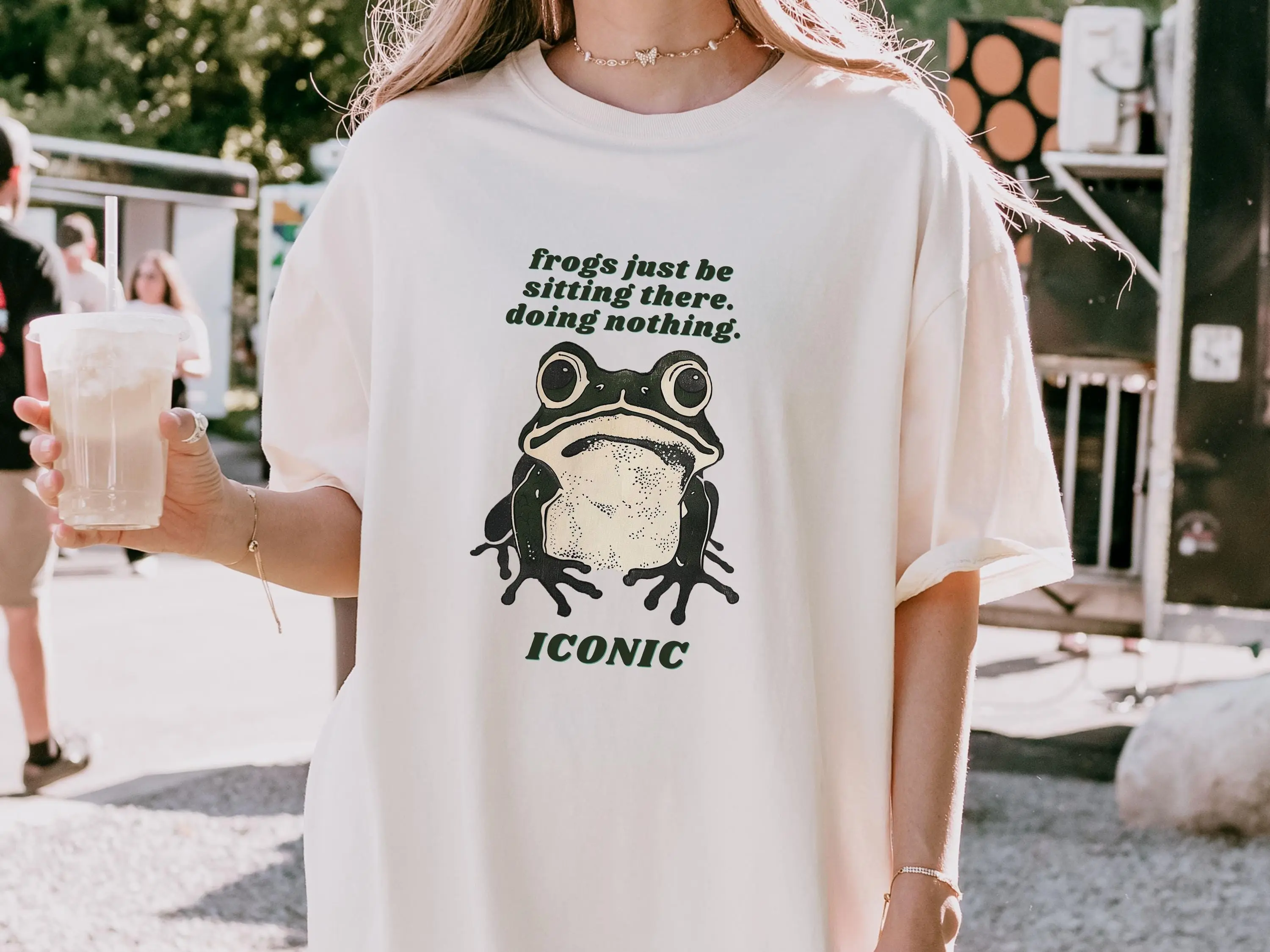 Funny Frog Meme  T-Shirt, Funny meme shirt, unhinged shirt, weird shirt, trendy  graphic tshirt Hoodie - Sweatshirt