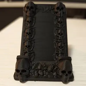 Gothic Skull Phone Stand, Dark Style Personalized Desktop Decor, Creative Gift for Fans, Unique Desk Accessory, 1 Piece