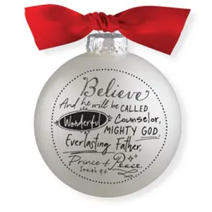 212 MAIN Modern Miniature Christmas Decor Ornament - White Bauble with Scripture Ink "Believe" and Red Bow, Festive Home Accessory for Apartment & Room Use