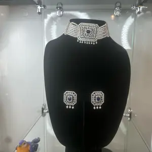 Victorian Crystal & Pearl Choker Set