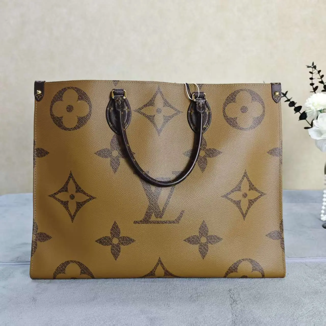Pre-owned Louis Vuitton leather Tote Bags Onthego Monogram Giant Tote Bag 153941
