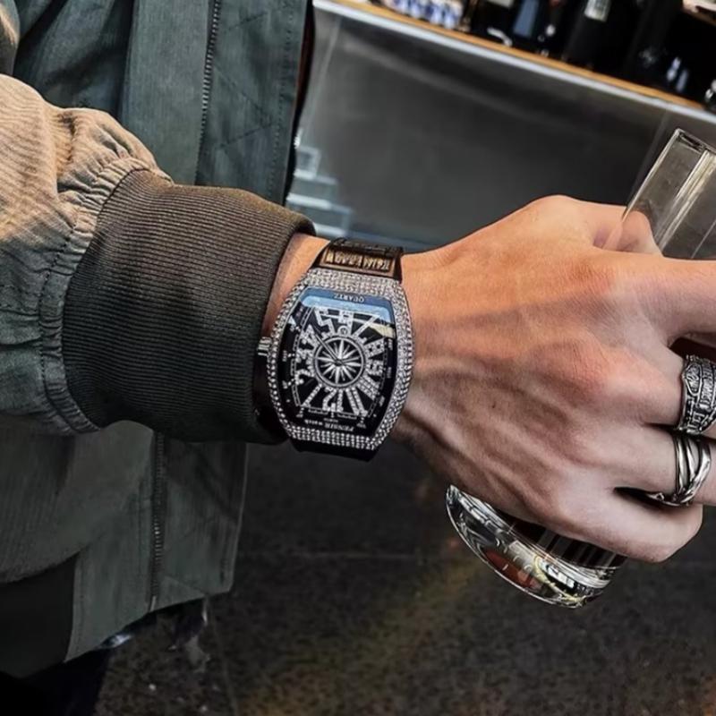 Luxury Full Diamond Watch - Unisex Quartz Watch with Large Dial Diamond-Encrusted Royal Style Gift Box Packaging Perfect Gift for Holiday