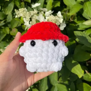 Crocheted Mushroom Plushies - Soft and Cuddly Stuffed Toys for Kids