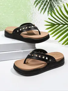 Women's Rivet Decorated PVC Thick Sole Sandals, Summer Outdoor Leaf Print Beach Shoes, Sweet Vacation Flip Flops, Lightweight Breathable Sandals, Lightweight Waterproof Sandals 2026 New Arrival