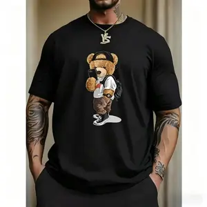 Cartoon teddy bear print, men's graphic design round neck T-shirt, summer casual and comfortable T-shirt, daily resort men's tops, suitable for men, women, moms and friends, couple style, fashionable and loose, youthful and energetic