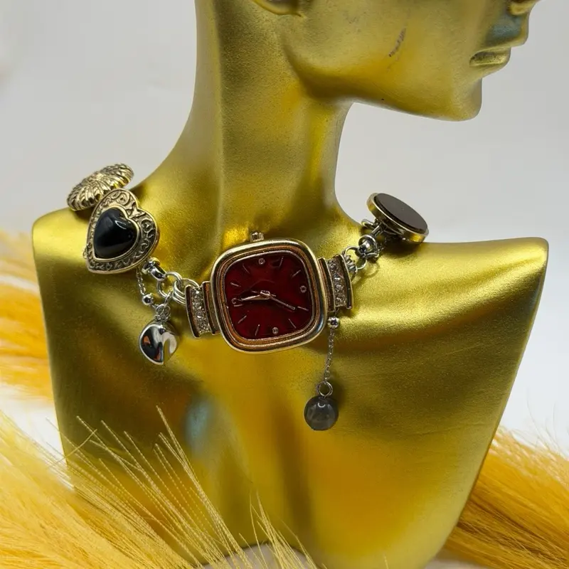 Clock That Charm Choker