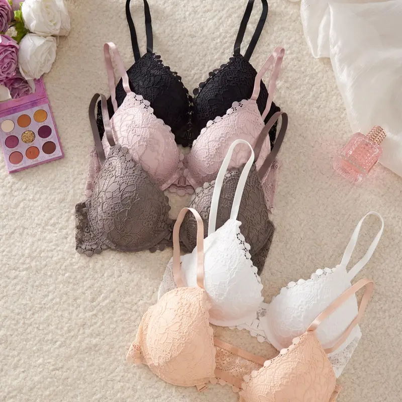 Women's Sexy Front-Closure Push-Up Bralette, Contrast Lace Padded Bra with Lifting Support, Wire-Free Comfort Fit for Small to Medium Bust