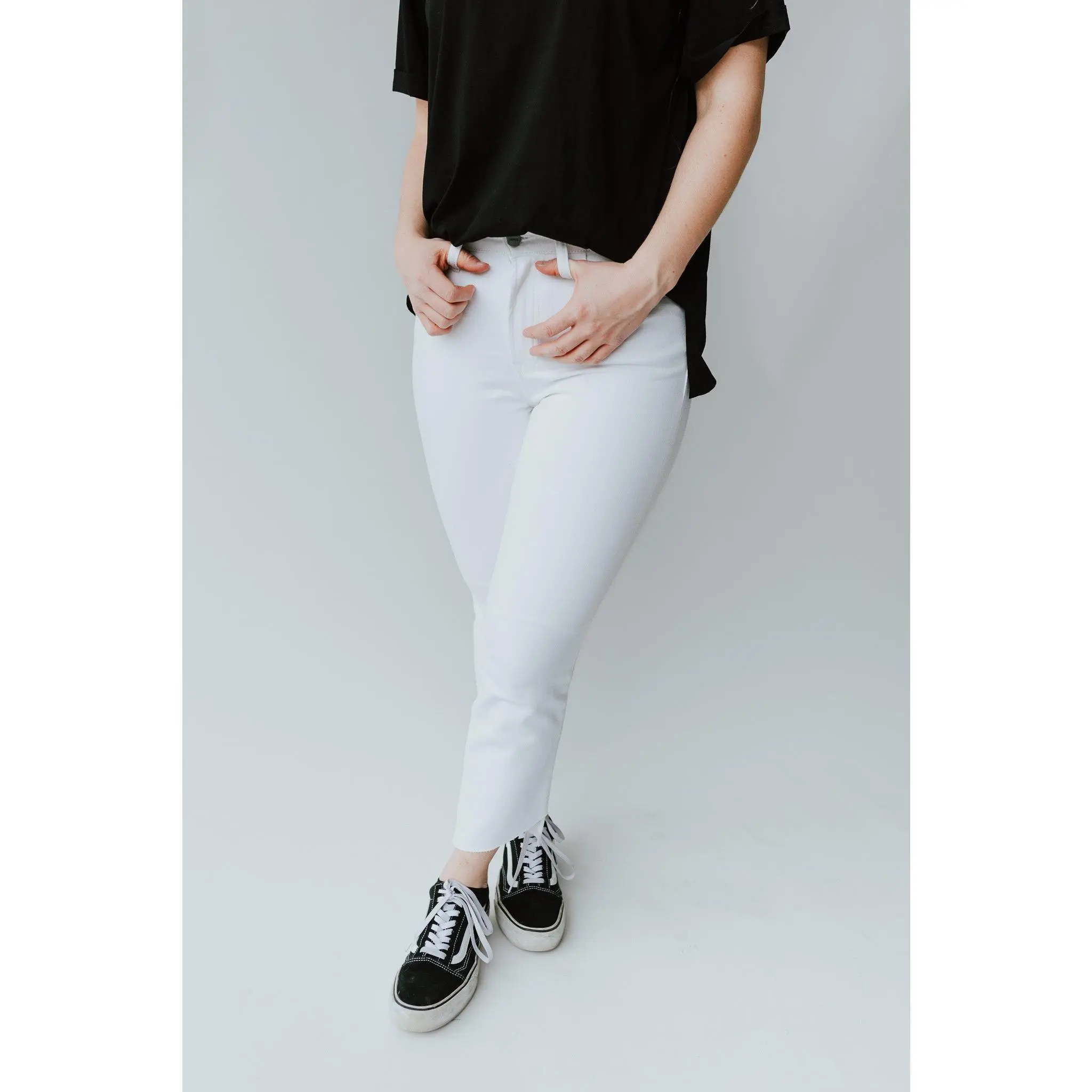 Denim: Baza High Rise Crop Straight Jean in White