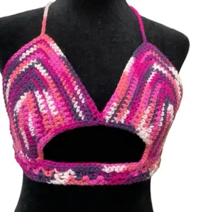 Peekaboo bralet