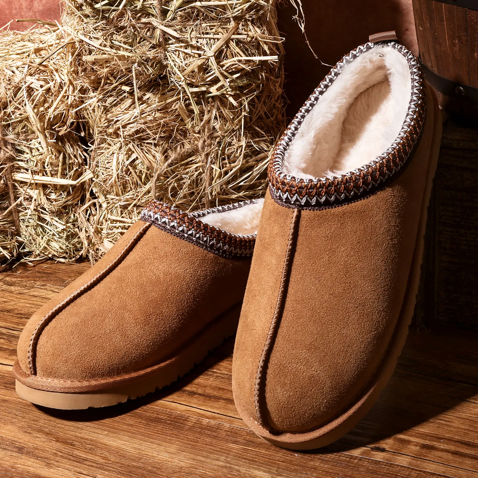 Men's  Suede Slippers Braided Leather House Slipper Outdoor Slipper Casual Slip-on Fuzzy Fluffy Home Comfort Winter Warm Furry Shoes Classic Stylish Boy Footwear Walking Shoes Leather Nail
