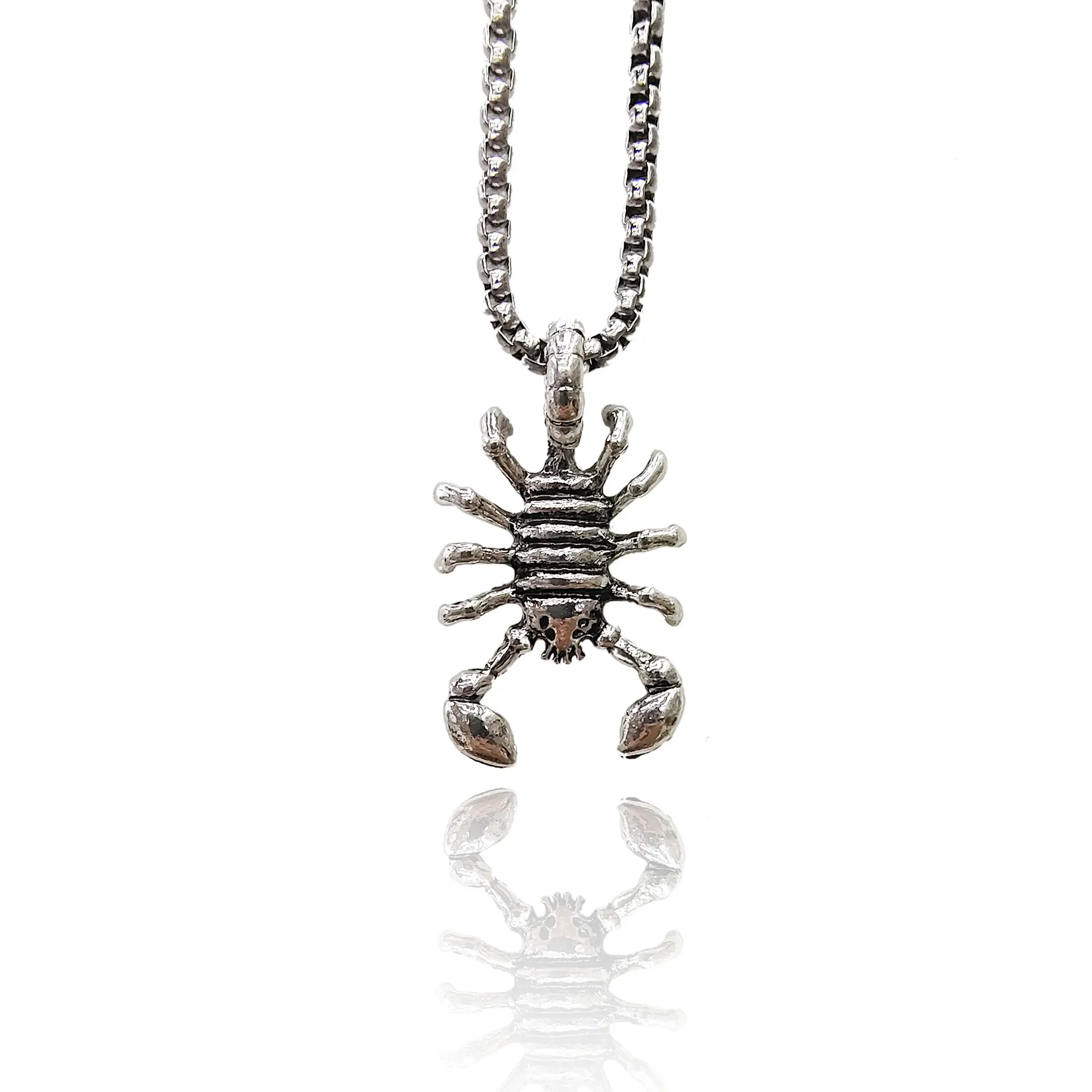 Internet Celebrity Men's Necklace Military Badge Necklace Sweater Chain Alloy Scorpion Pendant Stainless Steel Necklace