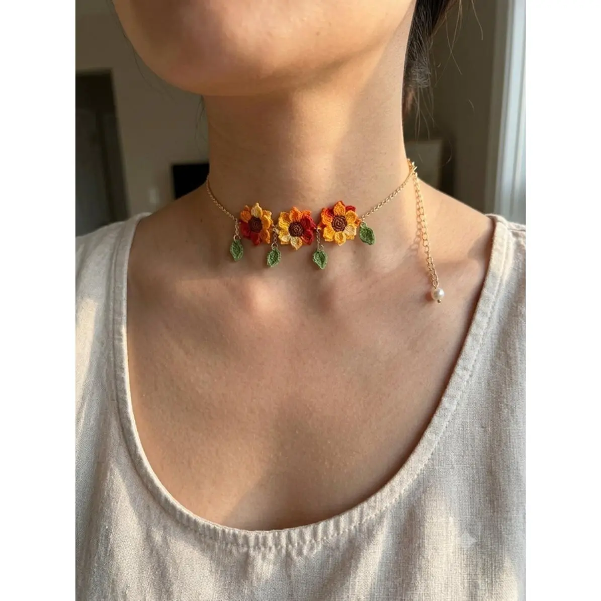 Micro Crochet Flower Choker Necklace - Elegant Floral Design for Women's Fashion Accessory
