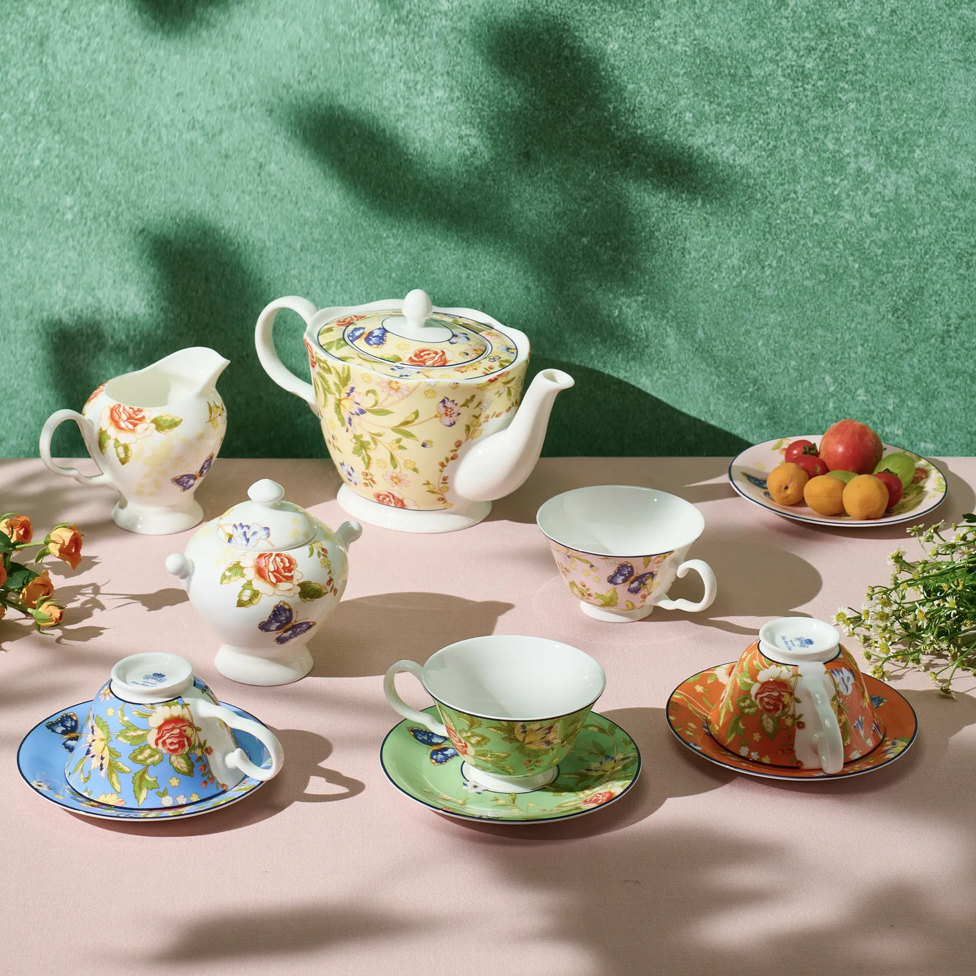 Aynsley Cottage Garden Windsor 11-Piece Lead-Free Fine Bone China Tea Set - Colorful British Butterfly Art Kitchenware, Tea Time Essential, 1100ml Total/220ml Per Piece, Elegant Home Decor, Ideal Gift Ideas for Enthusiasts