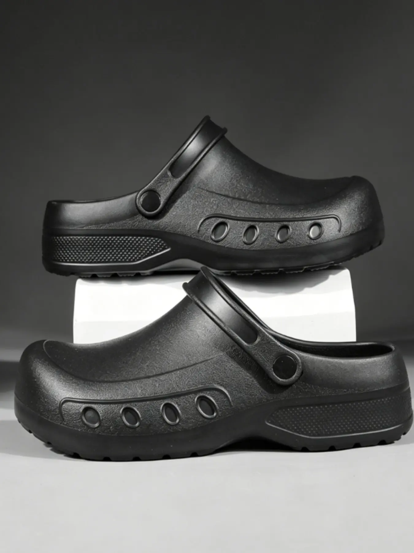 Extra Large Men's Chef Shoes, Sizes 39-51, Waterproof Oil-Resistant, Anti-Slip Breathable, Slip-On, Wide Fit, Comfortable Work Shoes Footwear
