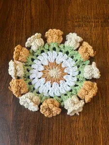 Crochet Flower Coaster, Handmade Round Flower Cup Holder, Crochet Coaster, Housewarming Coaster Decor, Cute Gift, Floral Gift for Her