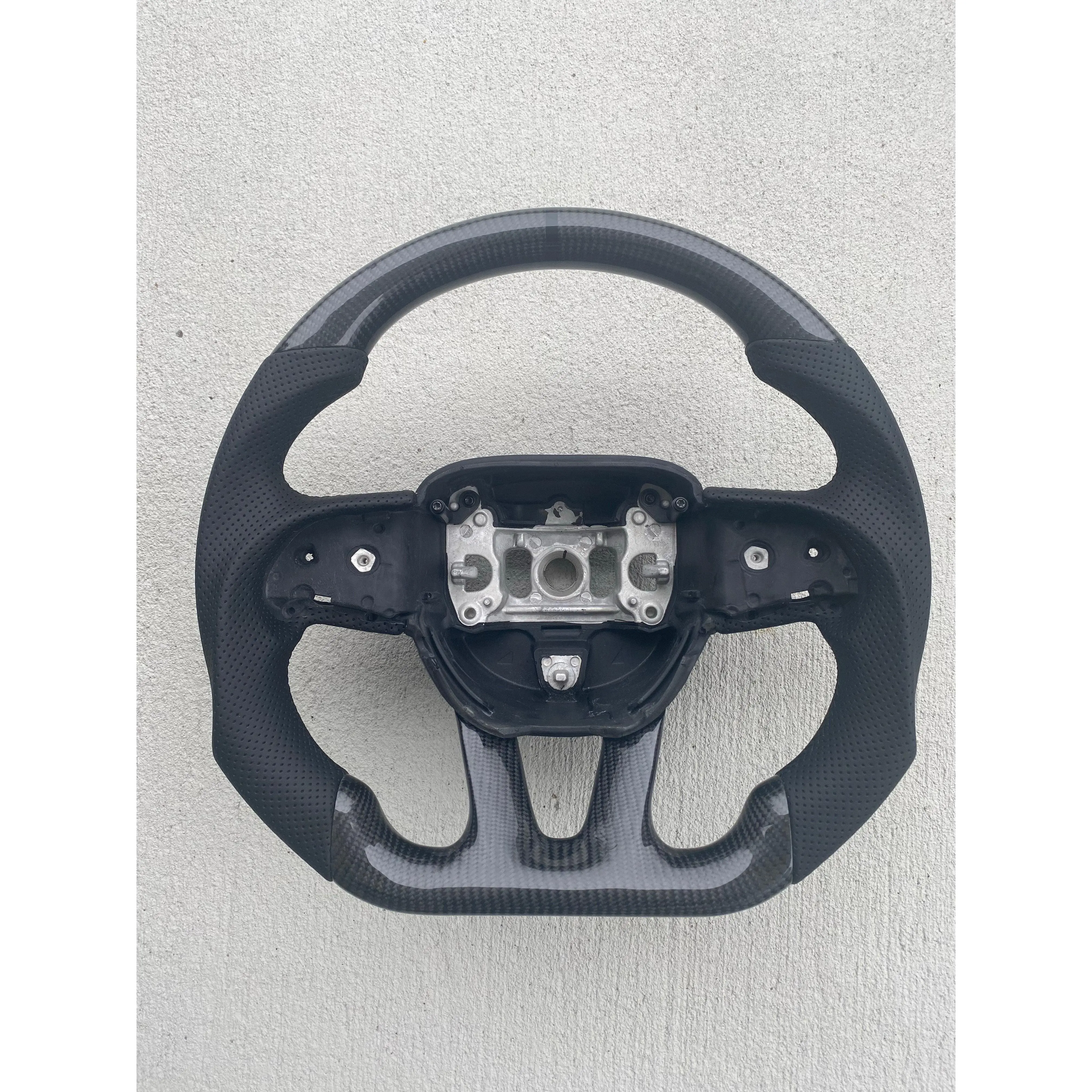 Dodge, Chrysler, Grand Cherokee Carbon Fiber Steering Wheel
