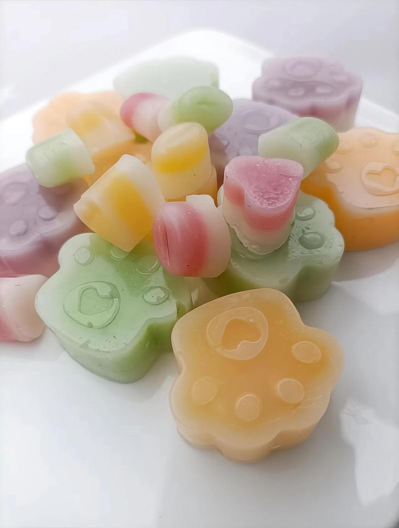 Bonbon Wax Bottle Candy - Cartoon Cat Paws Flowers & Butterflies in Blueberry Strawberry Cranberry Grape Mango Flavors Perfect for Photos & Gifts TikTokShop Black Friday Special Weird But Addictive: Wax Bottle Candy