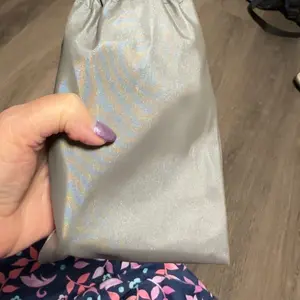 Travel Door Alarm Stopper for Women & Family – 80dB Loud Portable Security Device with Sensor, Anti-Theft Jammer for Solo Travelers, Dorms, Apartments & Hotel Rooms