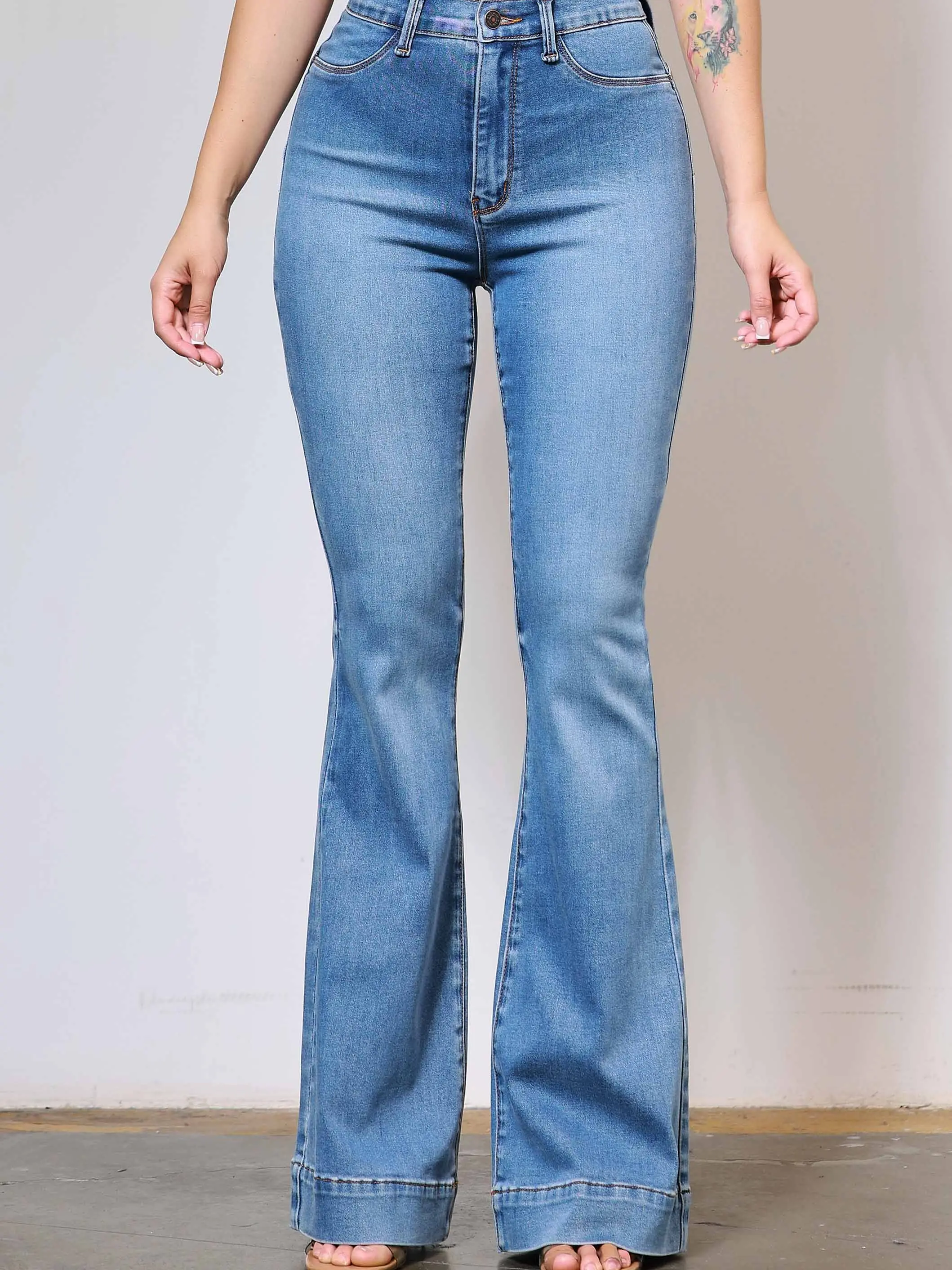 [P6220] High Rise Flare Jeans With Doubled Cuff