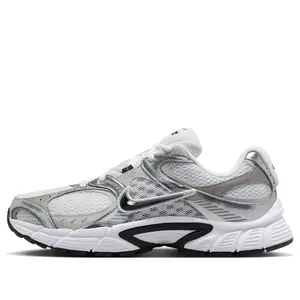 Nike V5 RNR White Vast Grey Metallic Silver Black HQ7901-107 Women's Fashion Sneaker New