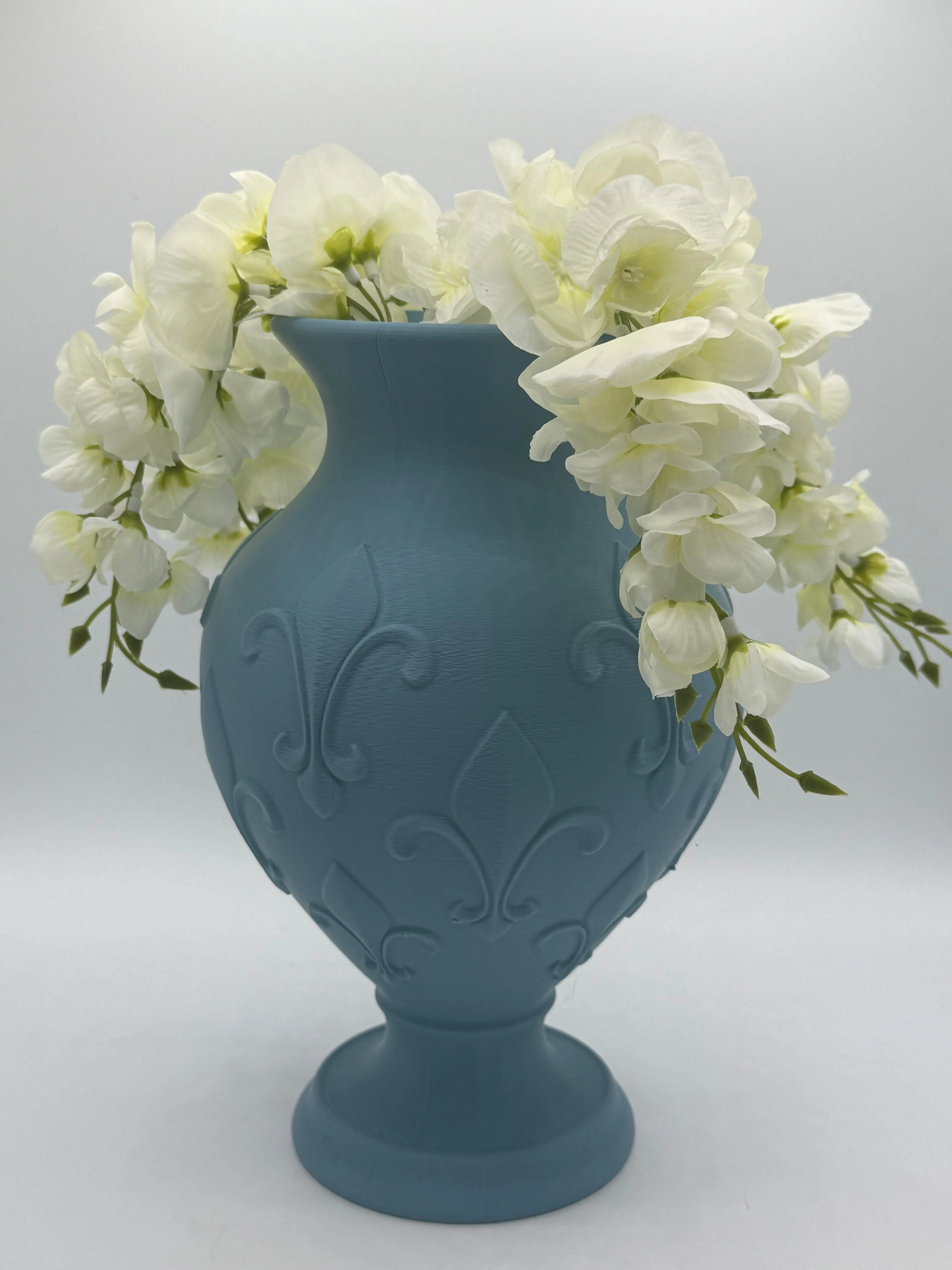 3D Printed Versailles-Inspired Victorian Chalice Vase