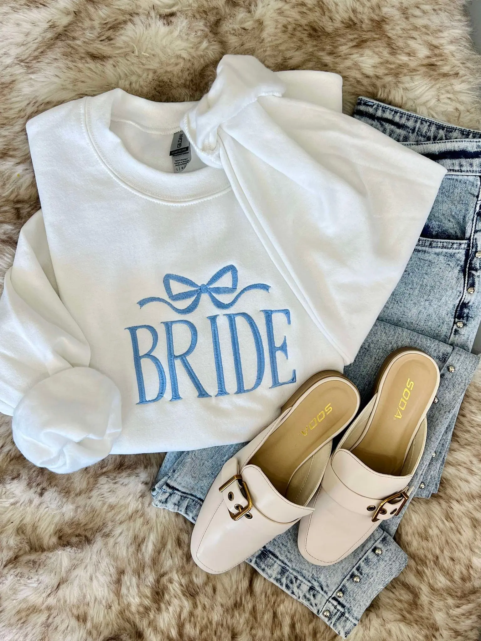 BRIDE RIBBON SWEATSHIRT