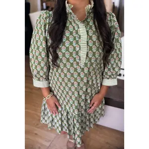 Green Contrast Striped Frilled Collar 3/4 Sleeve Plus Size Floral Dress