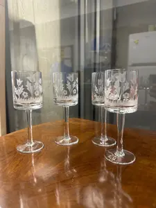 Set of 4 Flower Engraving Shot Glasses