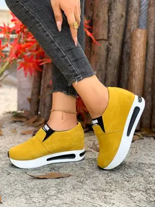 Women's Large Size Thick Sole Casual Sports Shoes, Versatile Single Shoe for Outdoor Sports and Daily Commute, Slip On Sneakers