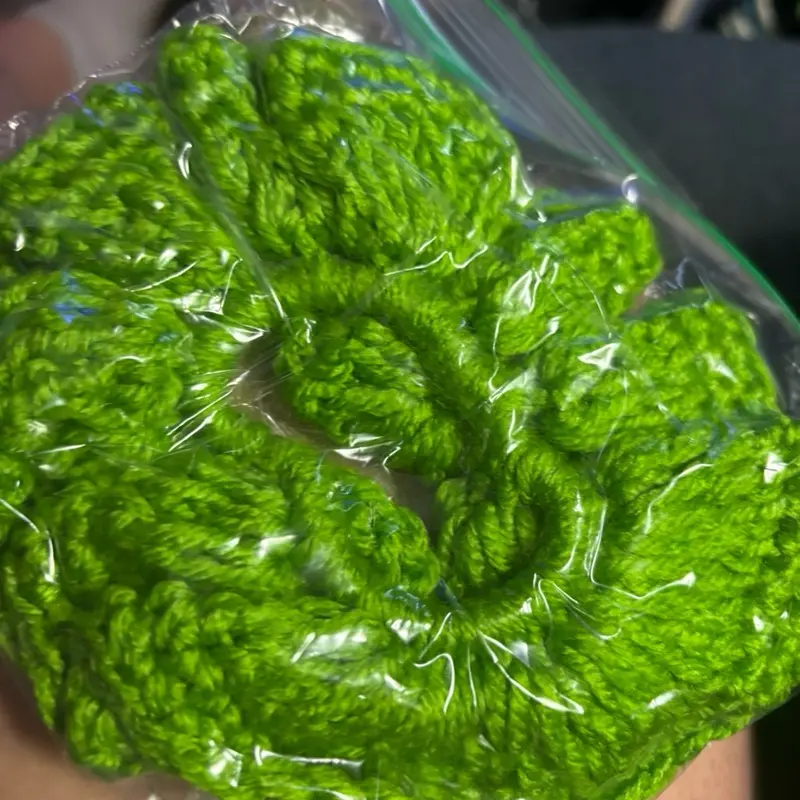 St Patties Dwy Scrunchie - Green Knit Scrunchie with Unique Design and Soft Texture