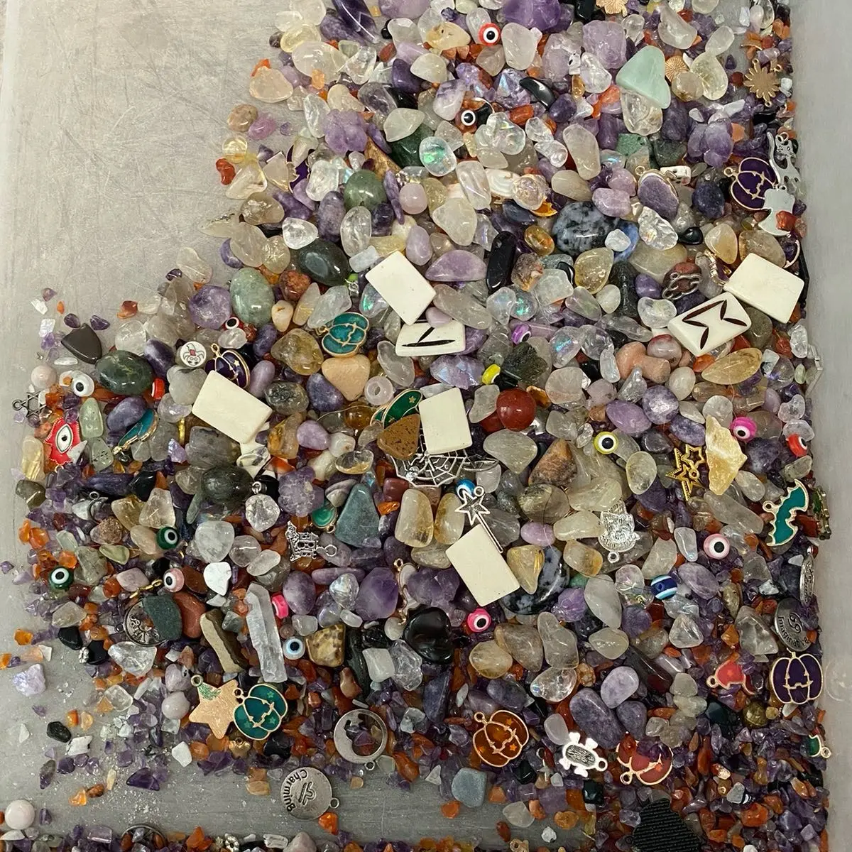 Crystal CHIP confetti - only crystal chips