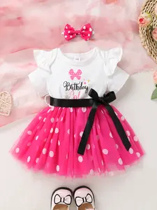 3-piece Cute Baby Girl Soft Comfortable Breathable Letter Slogan Printed Flying Sleeve Jumpsuit Spotted Skirt Headband Essentials Set Outfit Newborn for Celebrations