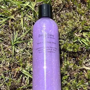 Naturally Natured Love Spell Body Wash with Jojoba and Almond Oil, 10g, 12 Months Shelf Life, Handmade in US for Cleansing and Moisturizing Body Care Hydrating