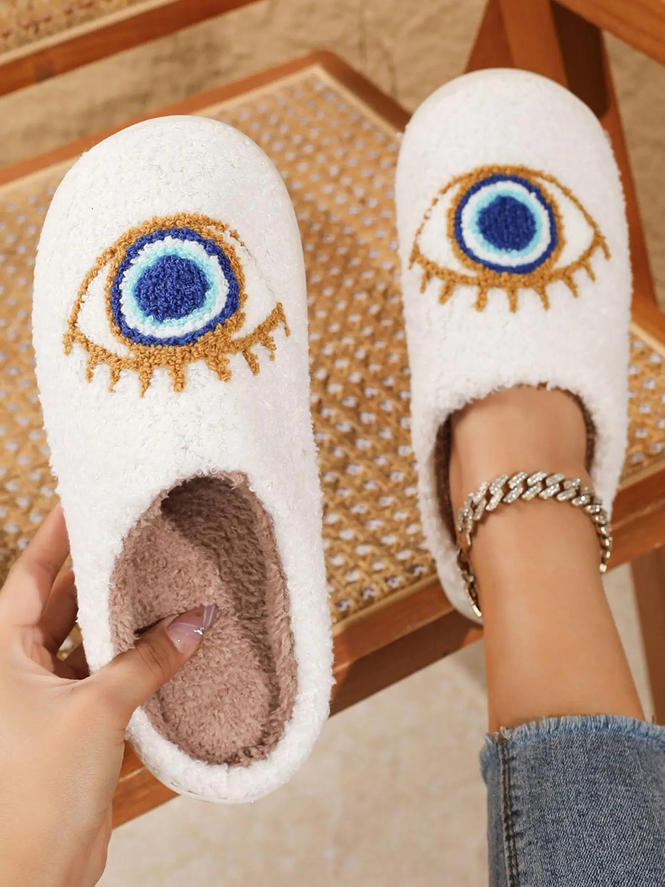 Women's Cute Eye Design Plush Slippers, Soft Comfy Fuzzy Bedroom Slippers, House Slippers, Warm Slippers for Indoor & Outdoor Use for Fall & Winter,
