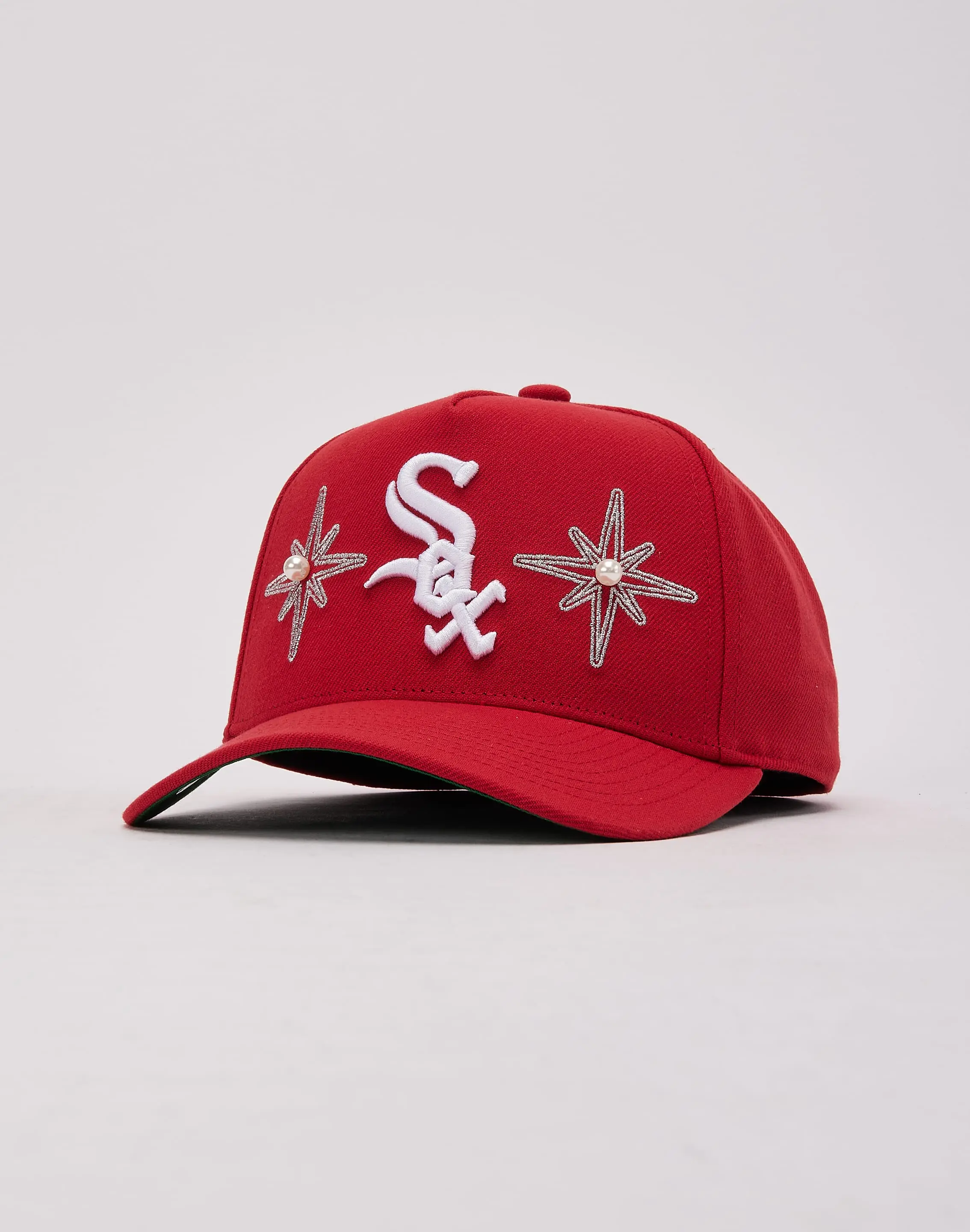 Mens Mitchell & Ness MLB Chicago White Sox Star Stones Pro Pinch Snapback Hat